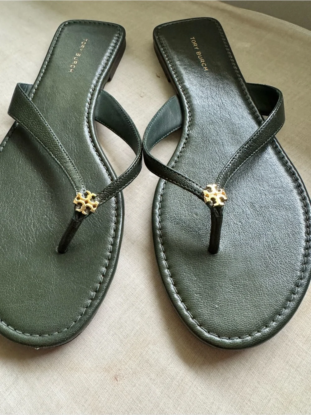 Tory Burch Dark Green Miller Thong Sandals Size 8